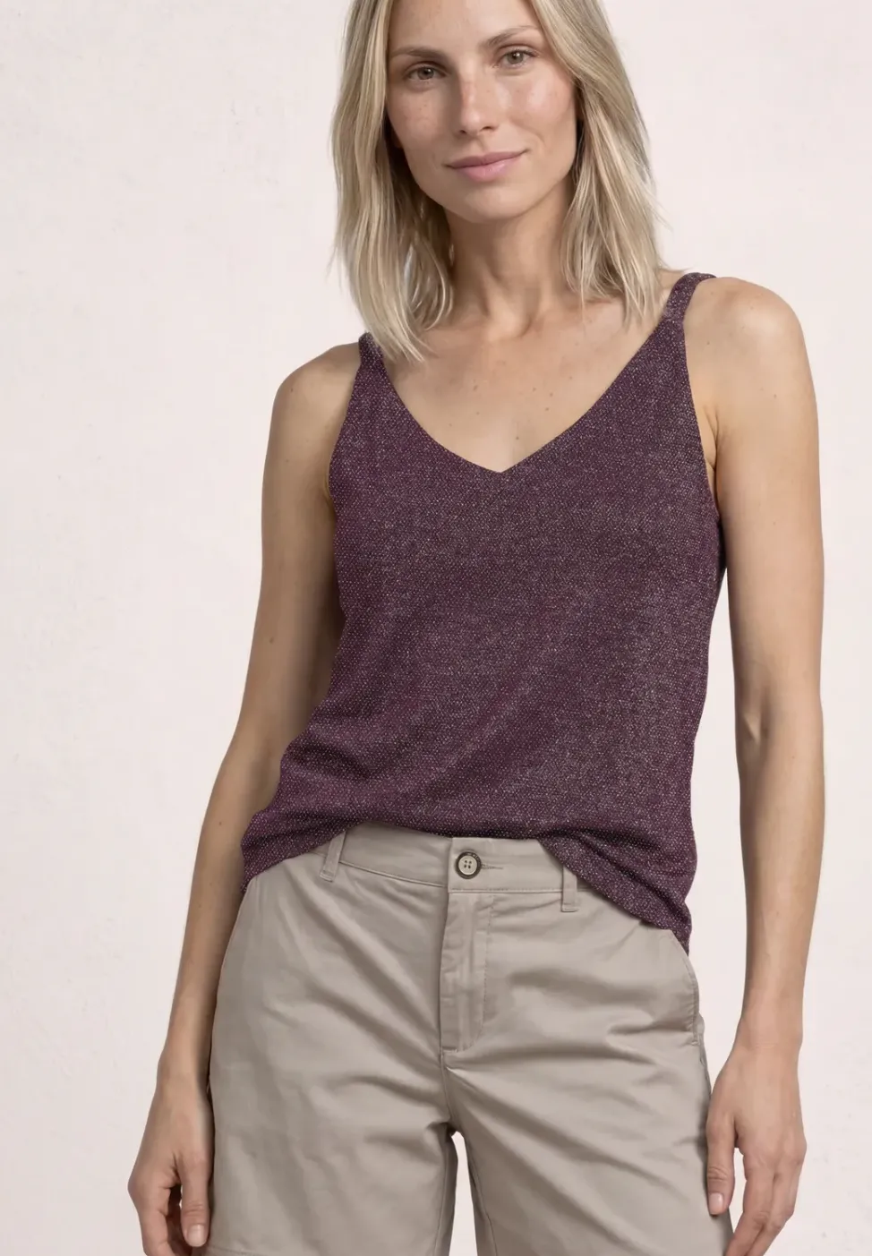 Top mit V-Neck und Glitzerdetails