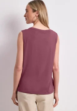 Top im U-Boot-Ausschnitt