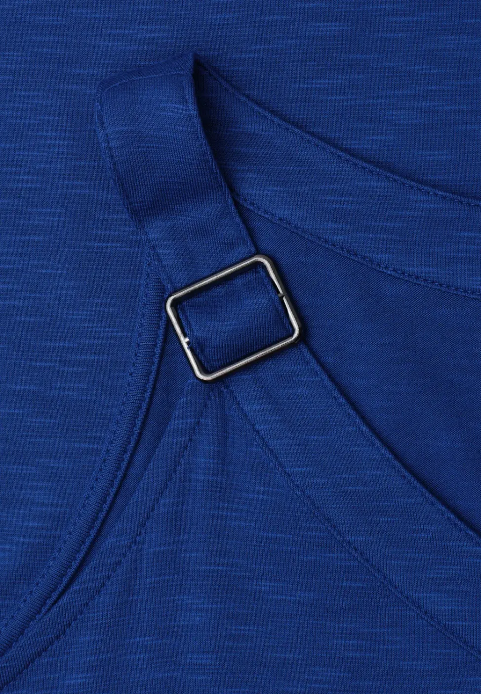 Top mit V-Neck und Deko-Detail