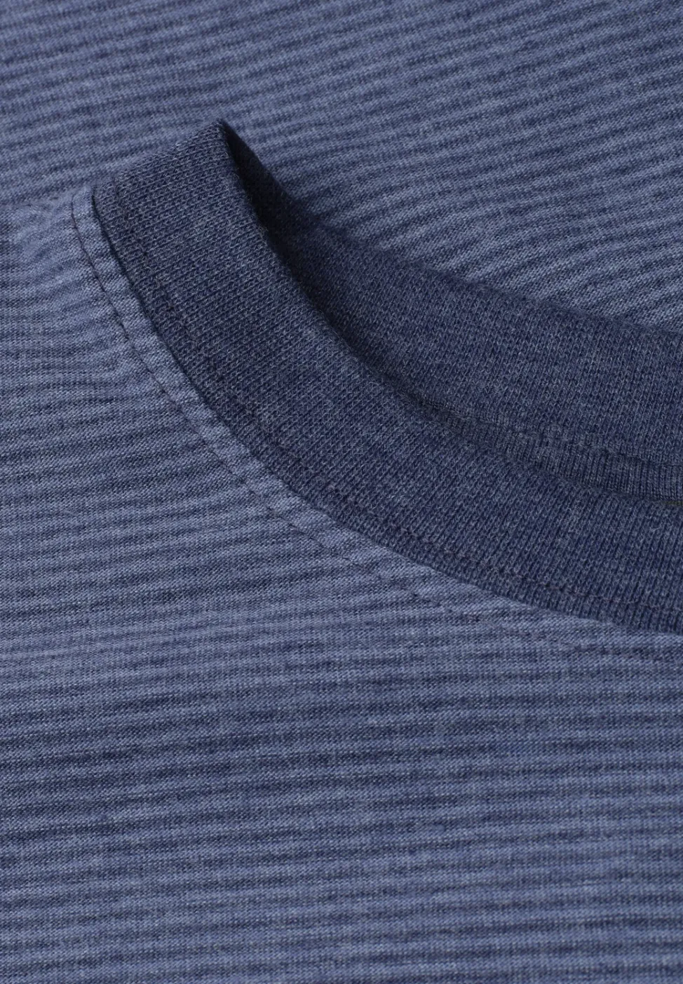 T-Shirt im Yarn Dye Streifen-Look