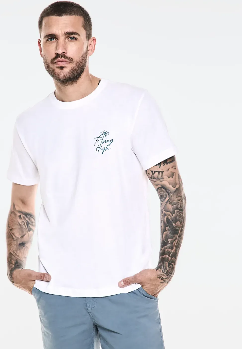 T-Shirt mit Brustprint