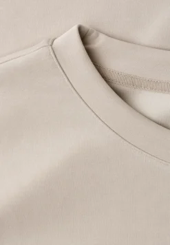 T-Shirt mit Rundhals im Silk-Look