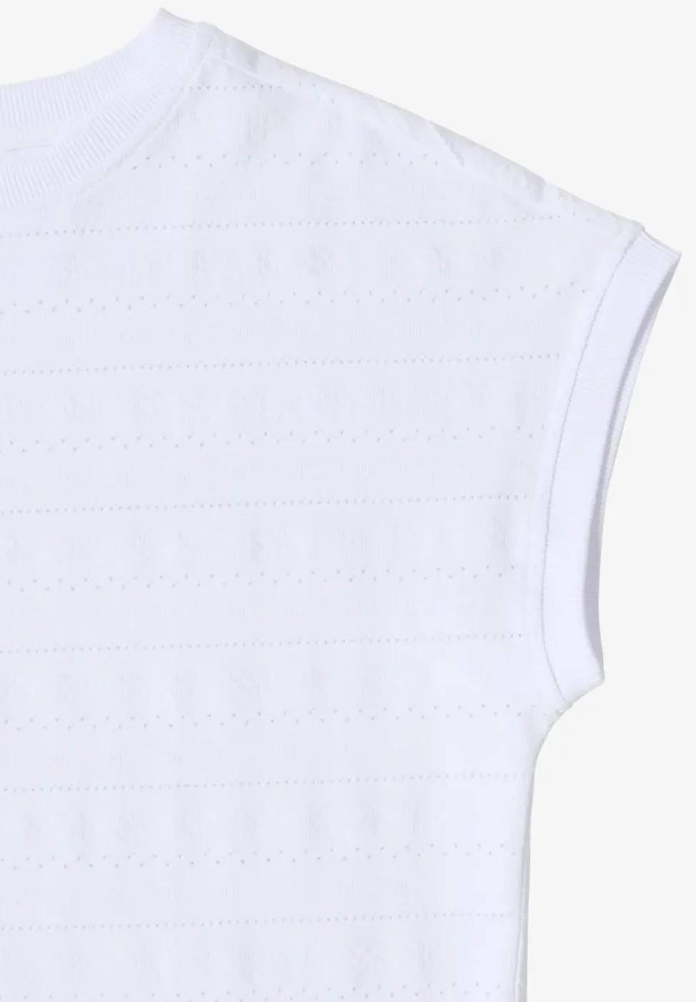 T-Shirt mit U-Boot-Ausschnitt und Struktur