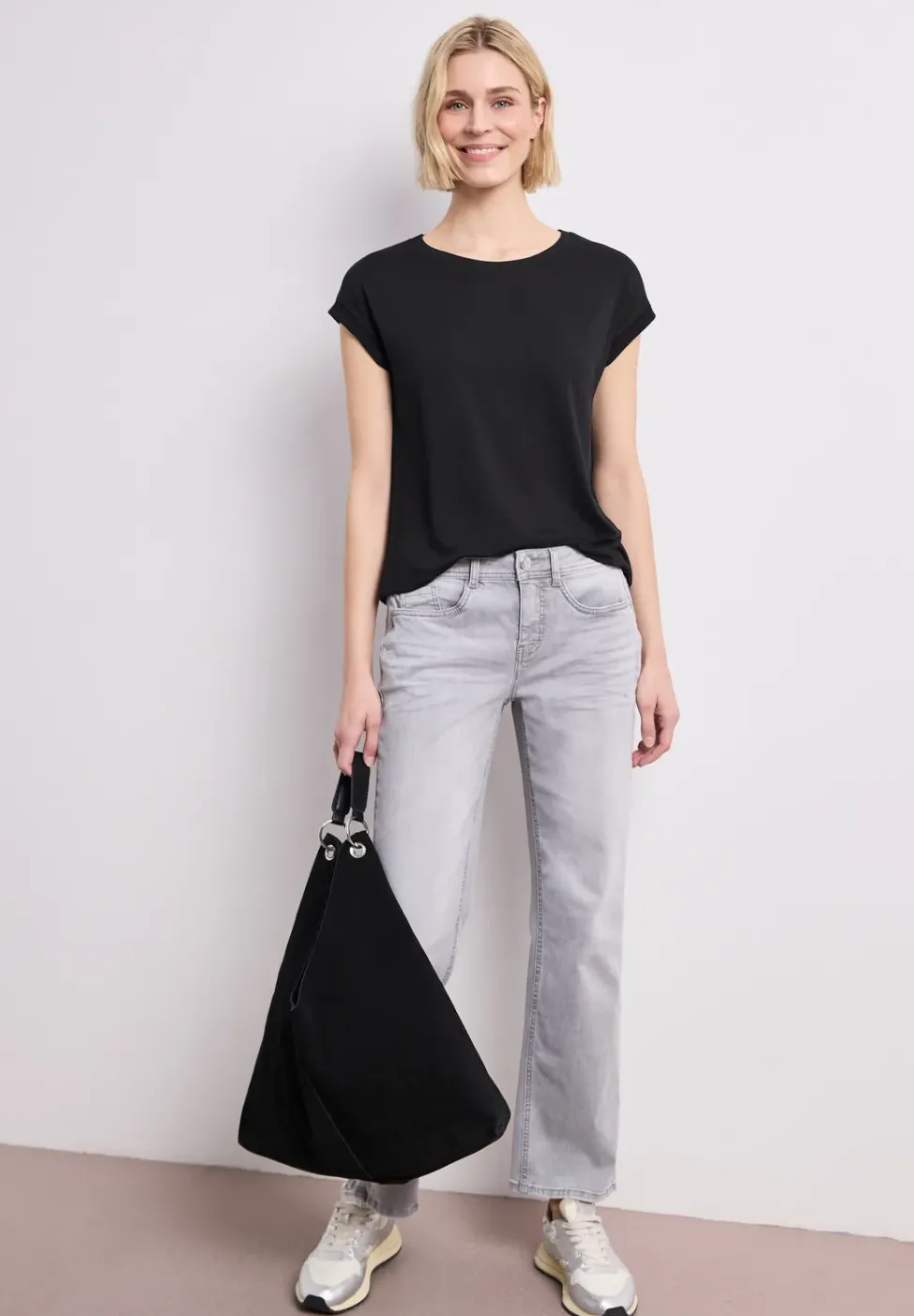 T-Shirt mit Boatneck und Deko-Tape