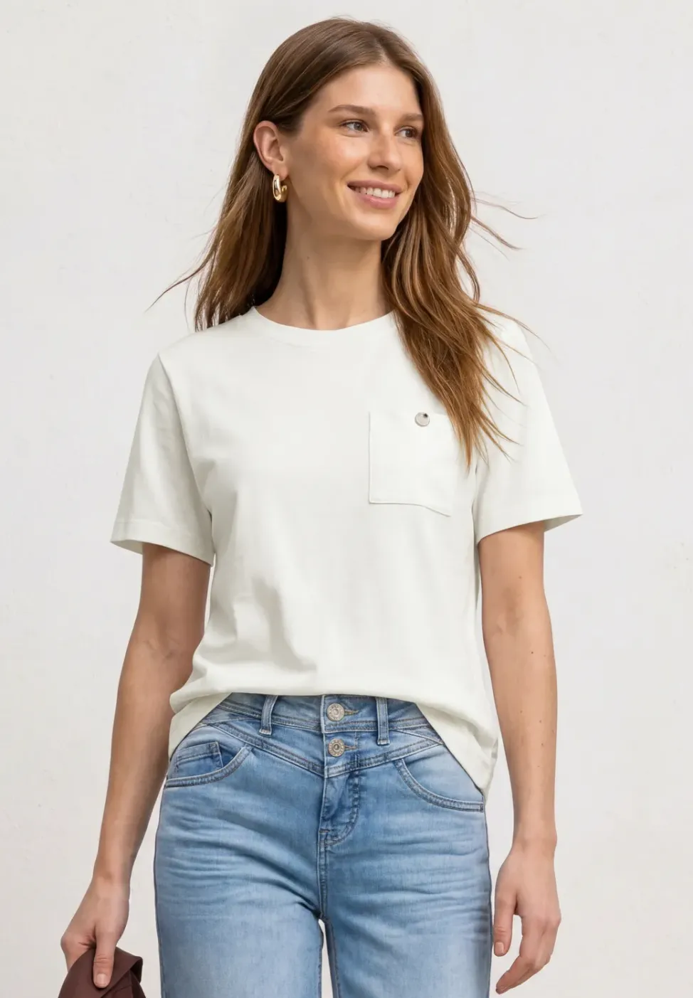 T-Shirt mit Rundhals und Brusttasche