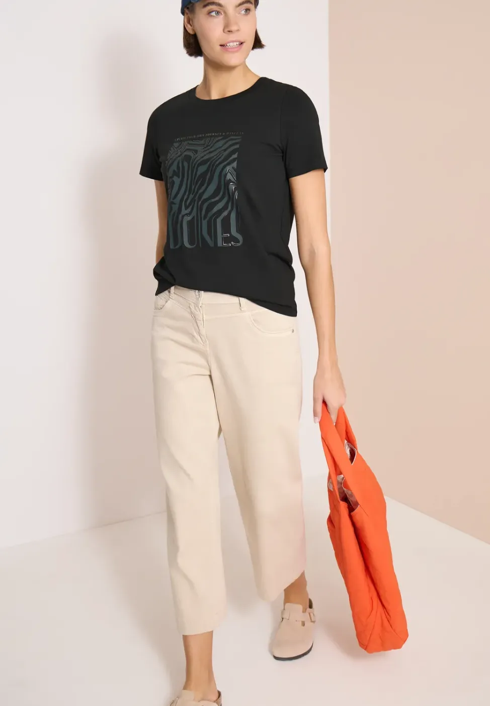 T-Shirt mit Rundhals und Folienprint