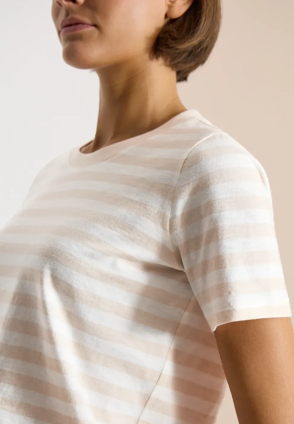T-Shirt mit Rundhals und Streifen