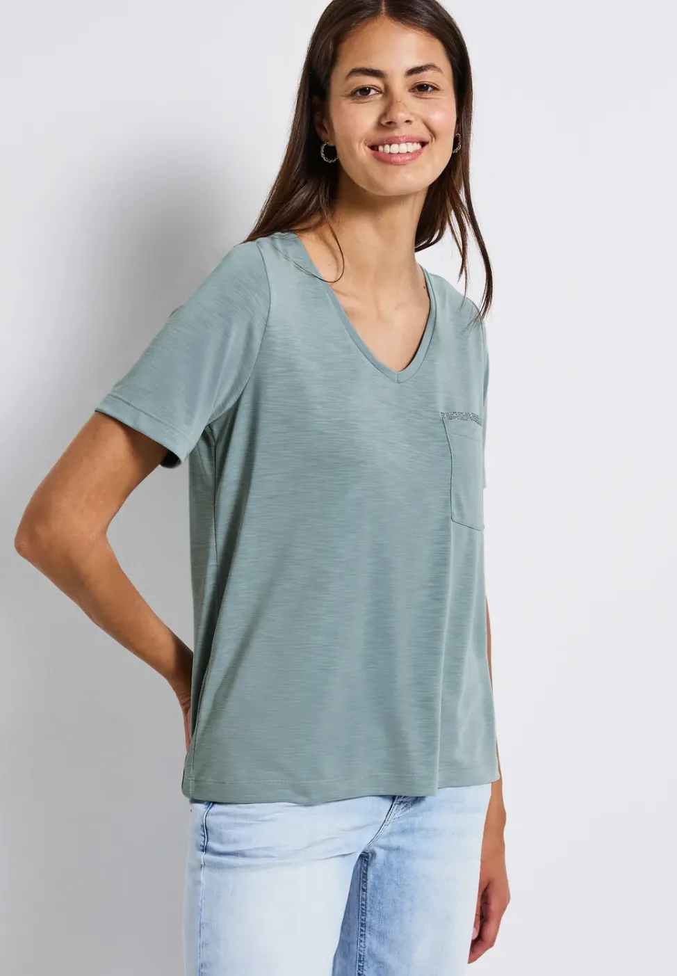 T-Shirt mit Schmuckdetail