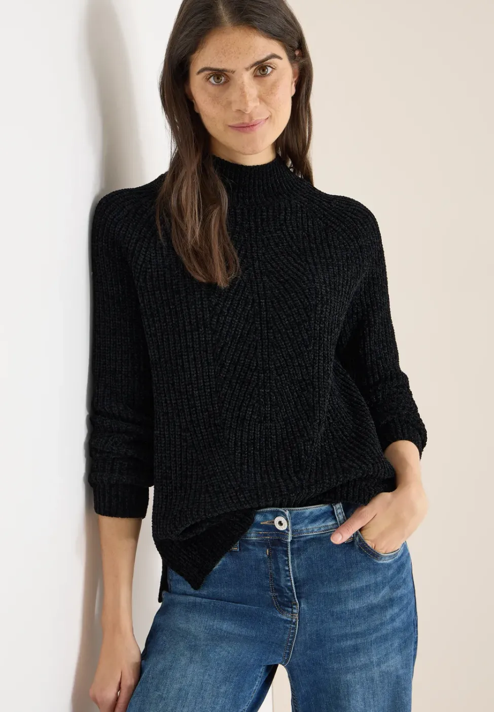 Turtleneck Chenille Pullover