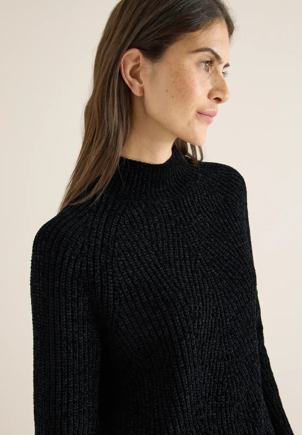 Turtleneck Chenille Pullover