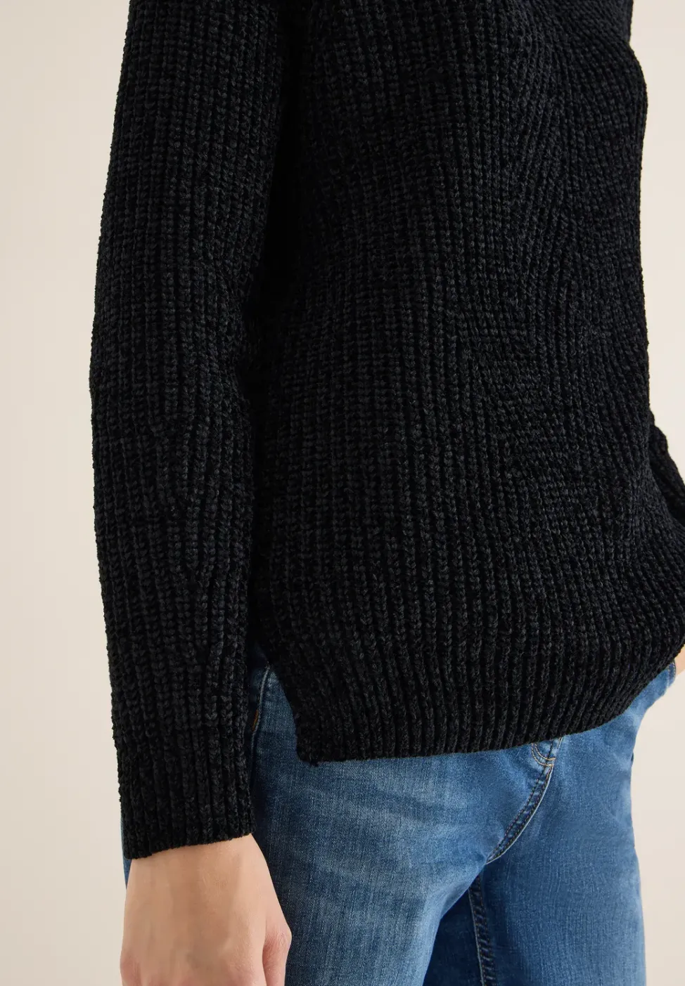 Turtleneck Chenille Pullover