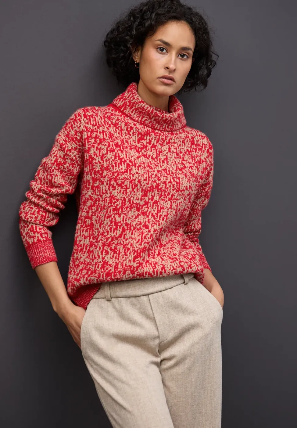 Two Tone Pullover