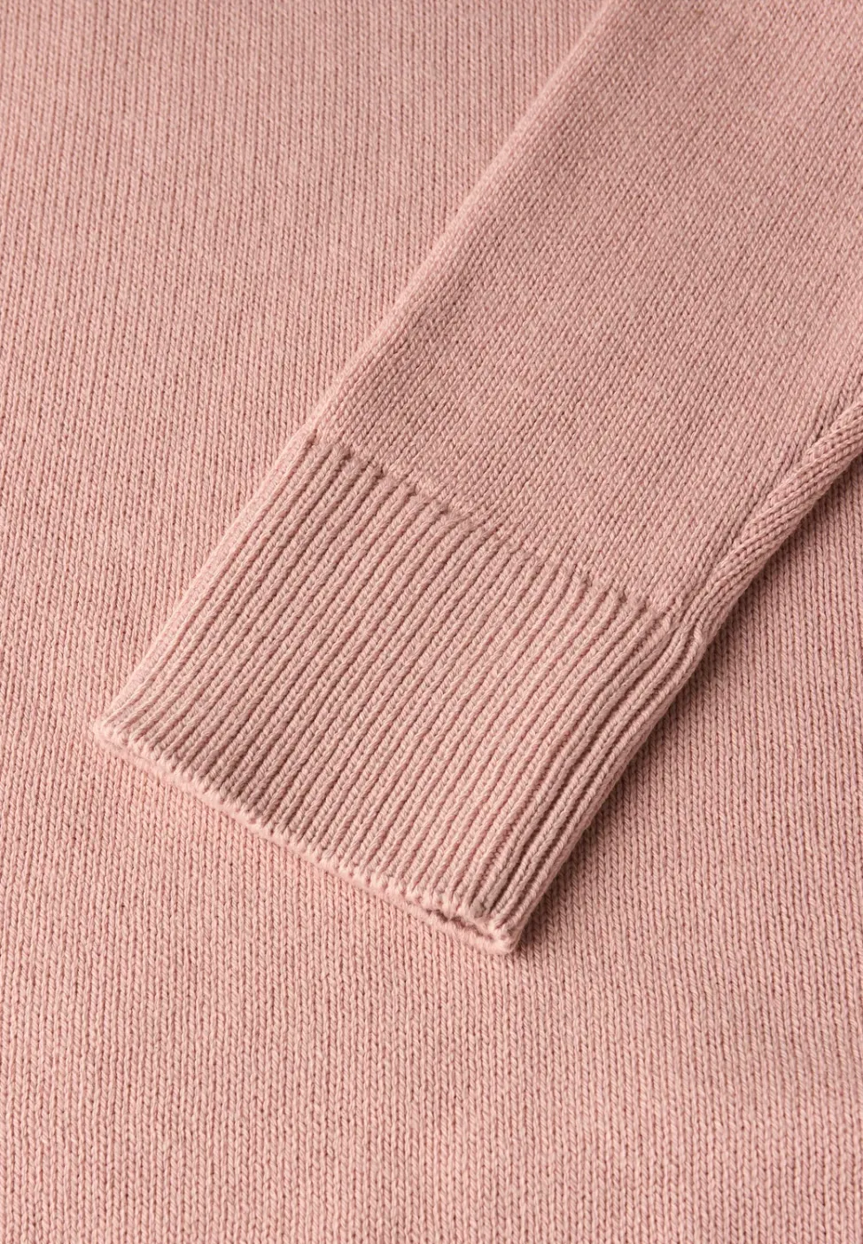 V-Neck Pullover