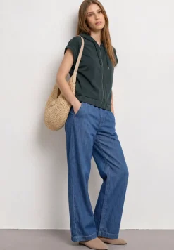 Weste im Silk-Look mit Kapuze