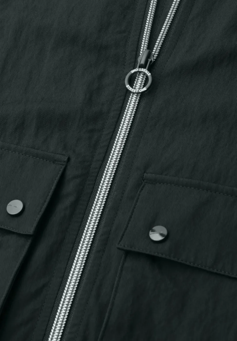 Weste mit Zipper und Tunnelzug
