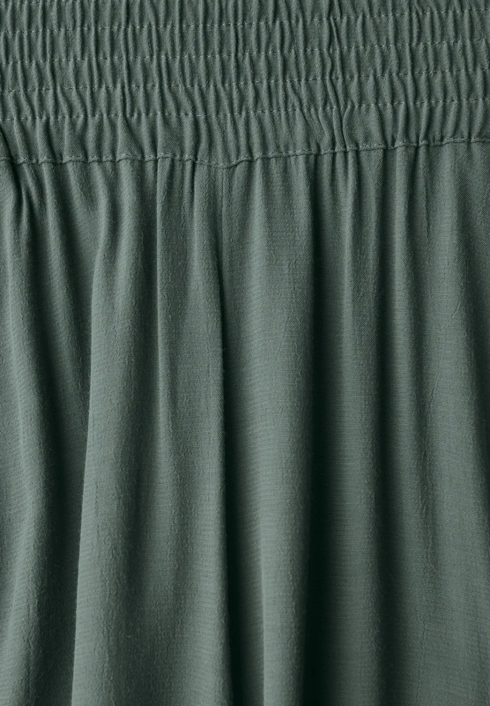 Wide Leg Crepe Hose