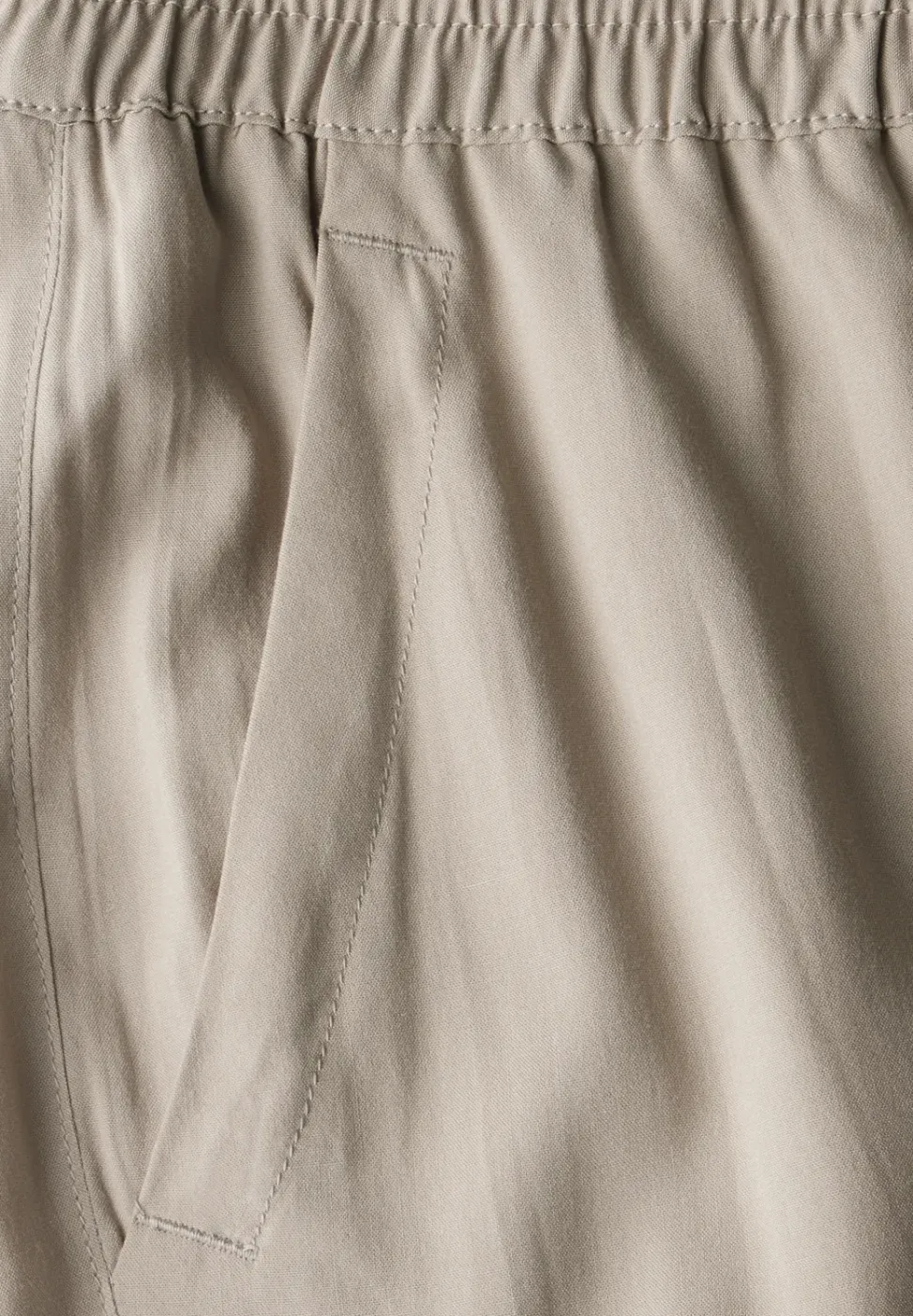 Wide Leg Hose