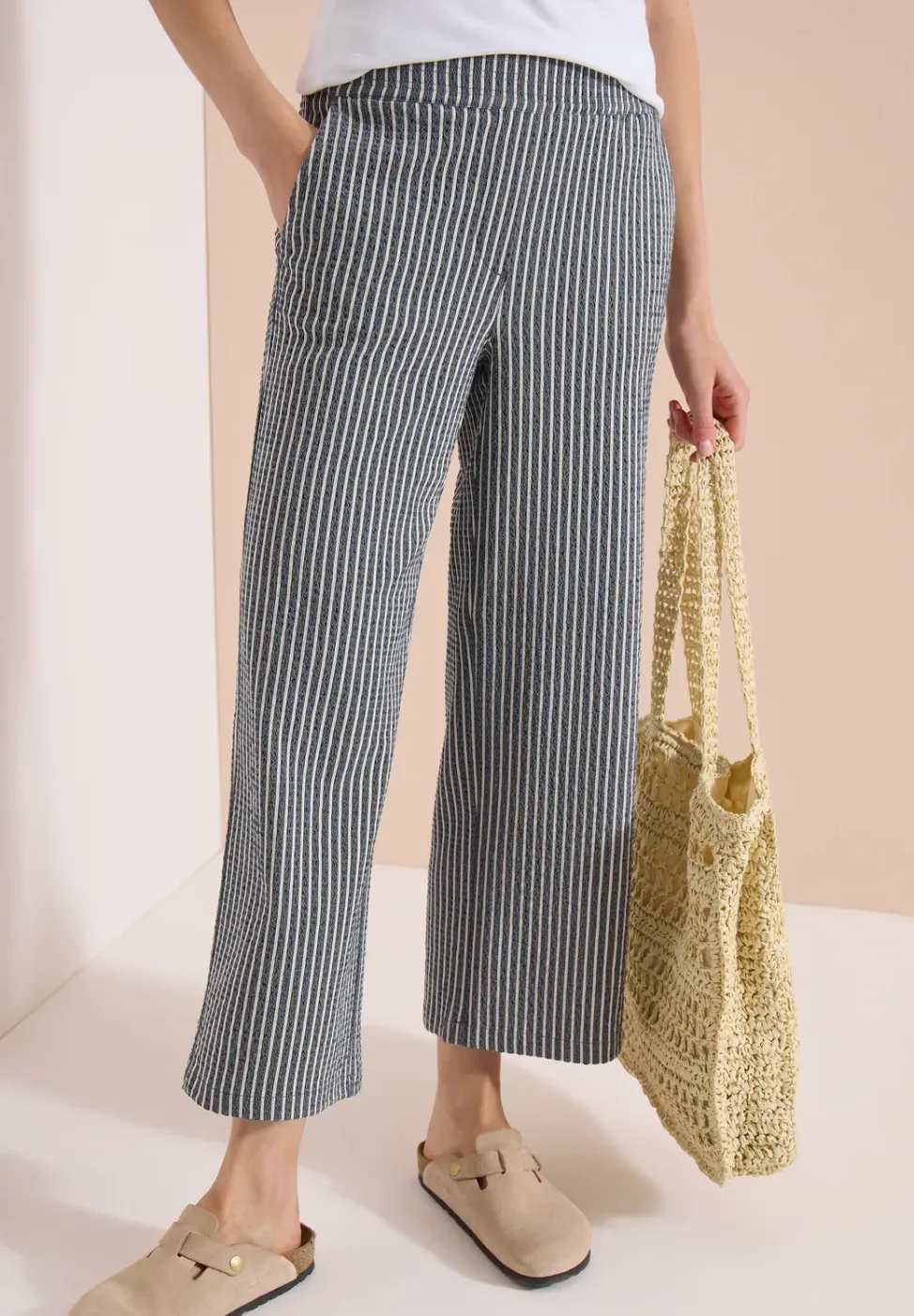 Wide Leg Hose in Seersucker-Qualität