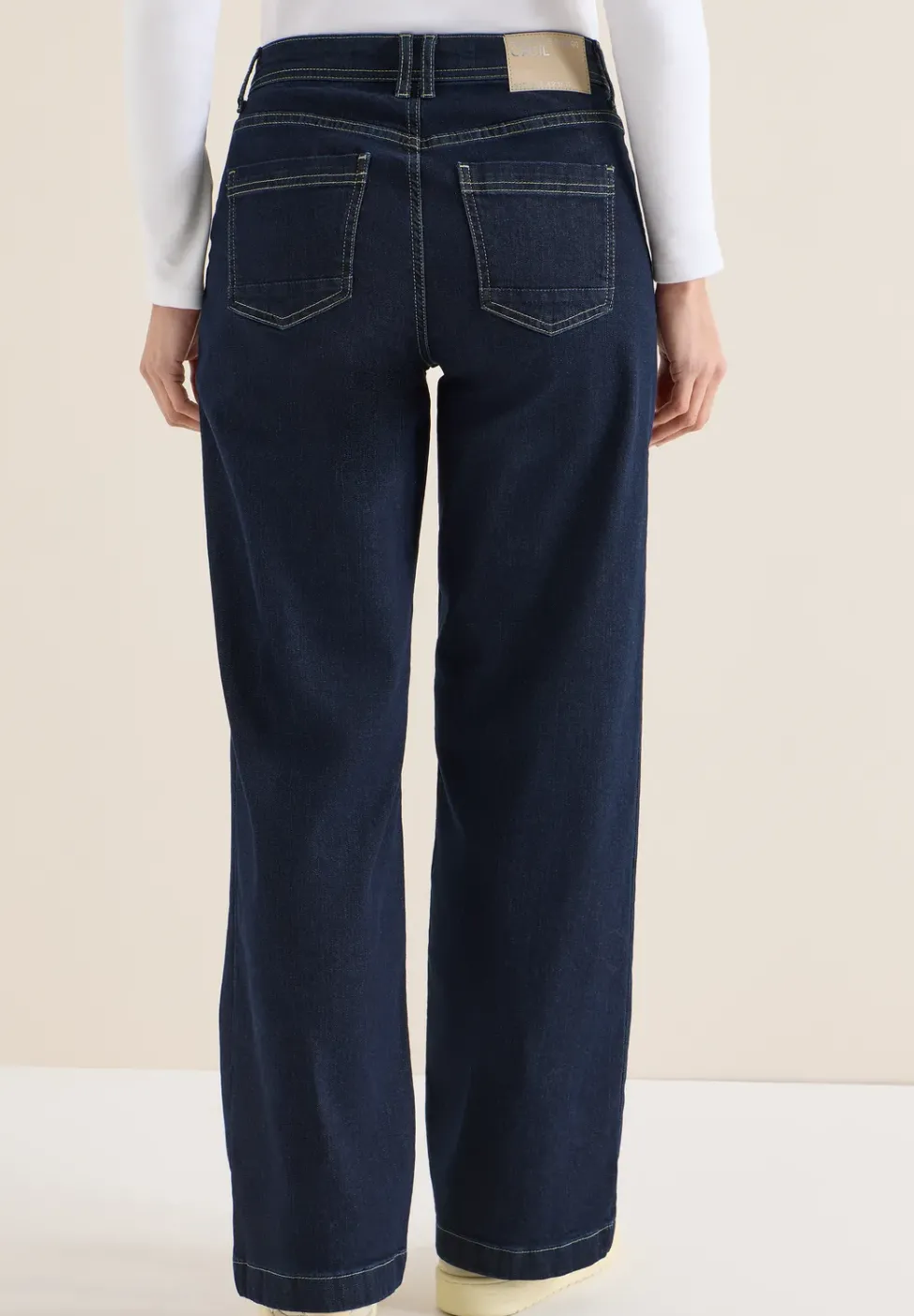 Wide Leg Jeans