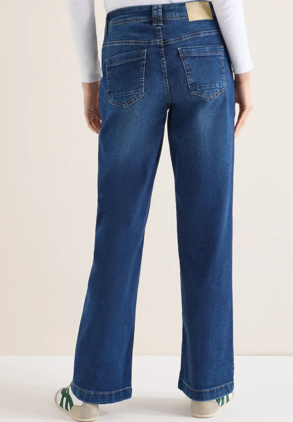 Wide Leg Jeans