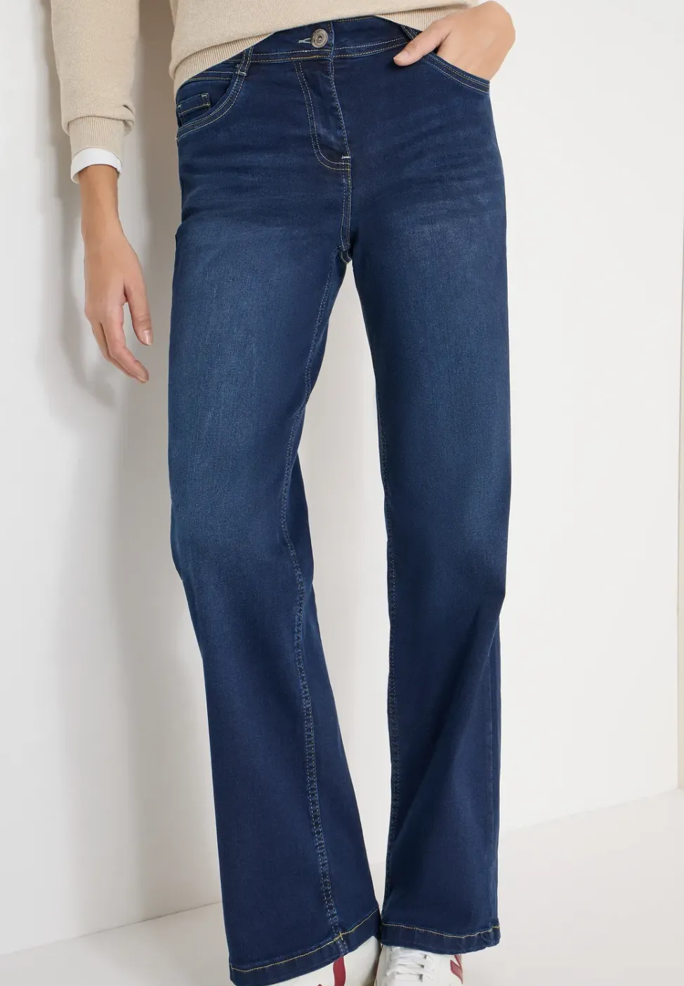 Wide Leg Jeans