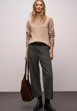 Wide Leg Herringbone Hose