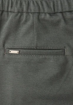 Wide Leg Hose