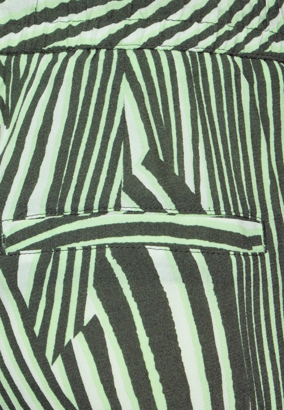 Wide Leg Hose