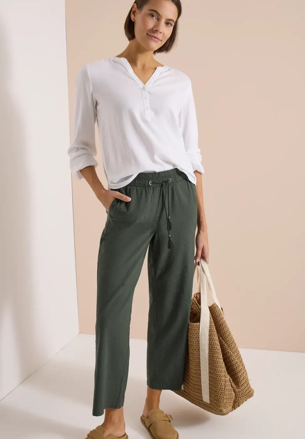 Wide Leg Hose in Seersuckerqualität