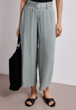 Wide Leg Hose mit Gürteldetail