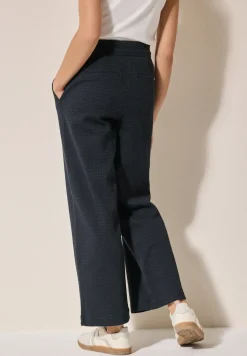 Wide Leg Hose mit Struktur