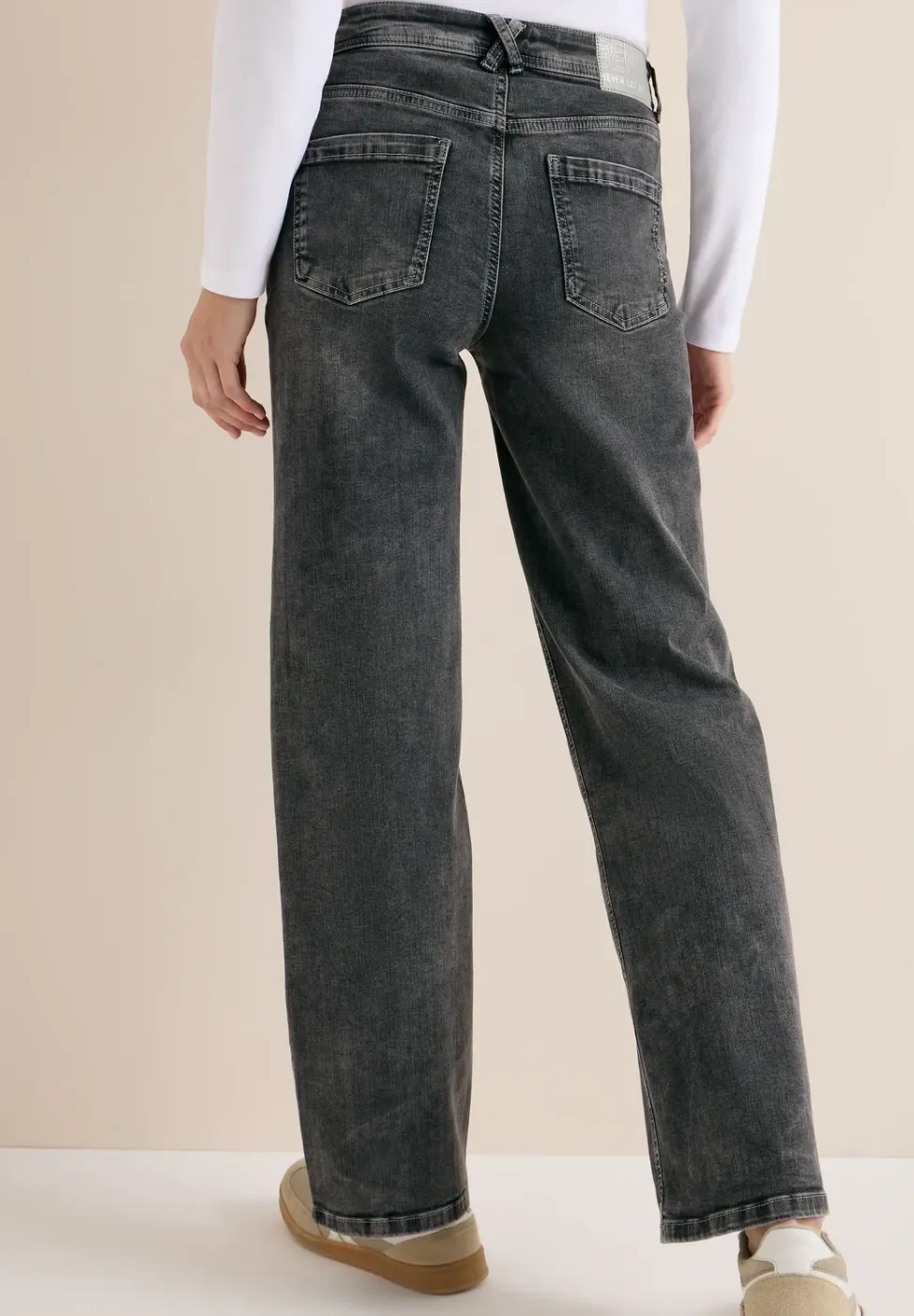 Wide Leg Jeans