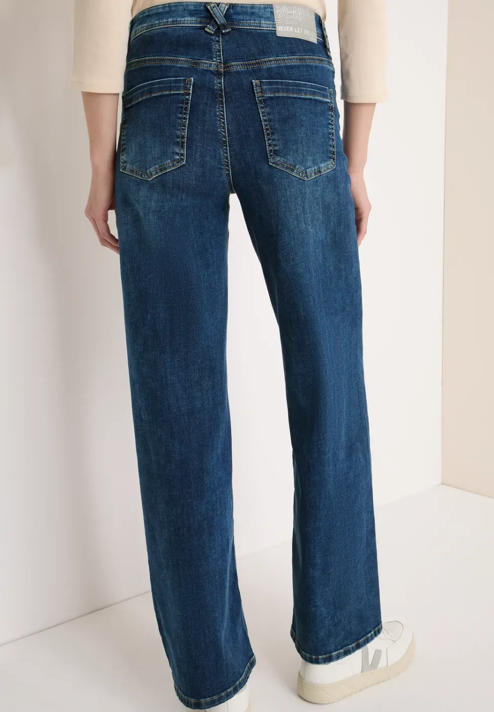 Wide Leg Jeans