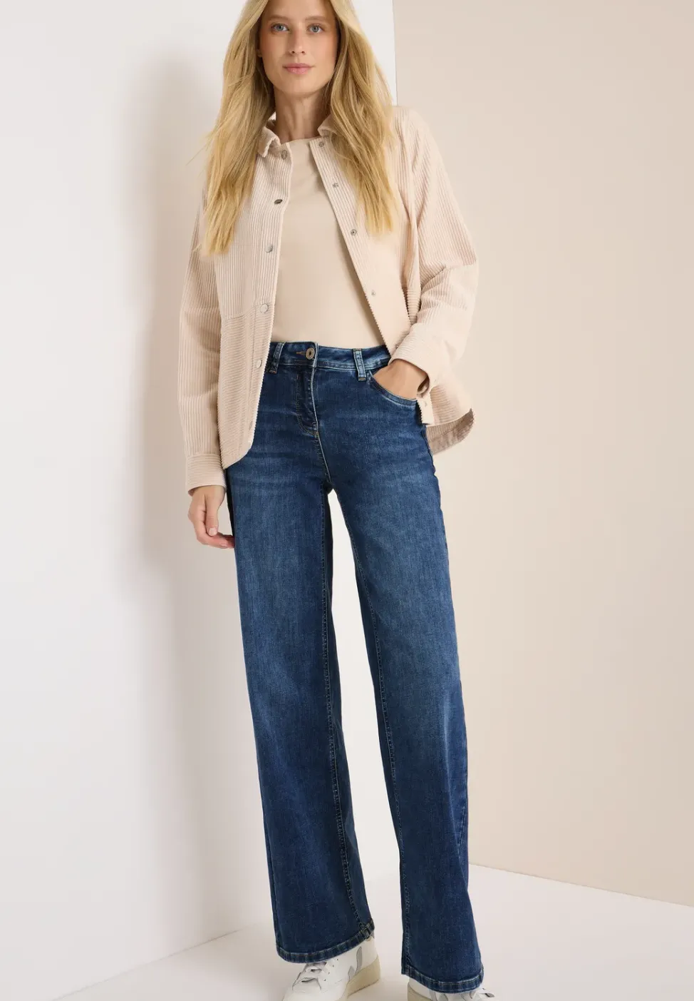 Wide Leg Jeans