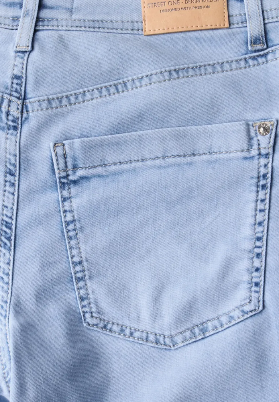 Wide Leg Jeans