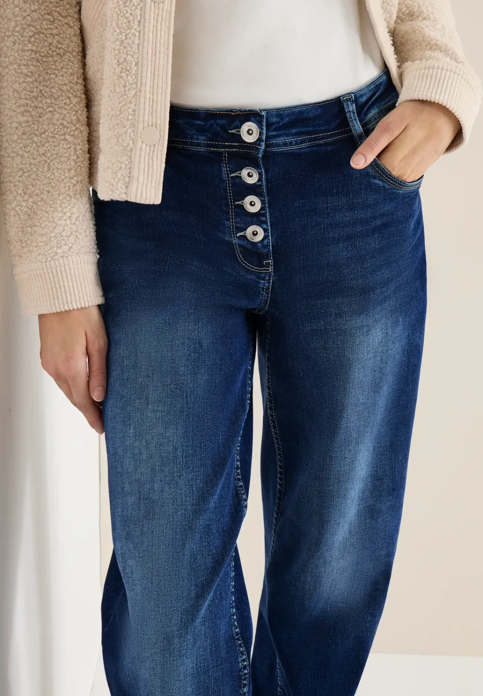 Wide Leg Jeans