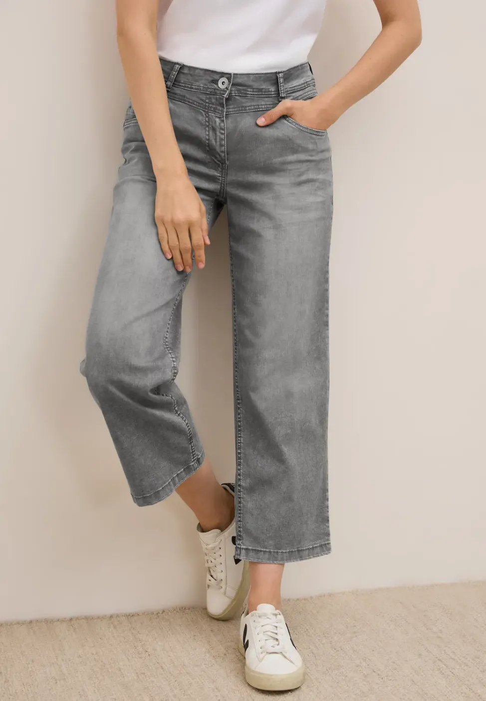 Wide Leg Jeans