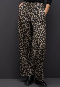 Wide Leg Leo Hose