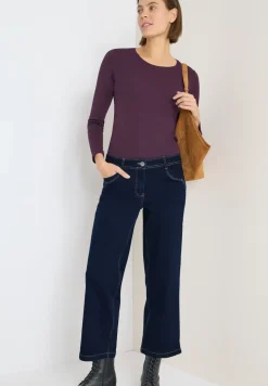 Wide Leg Rinsed Jeans