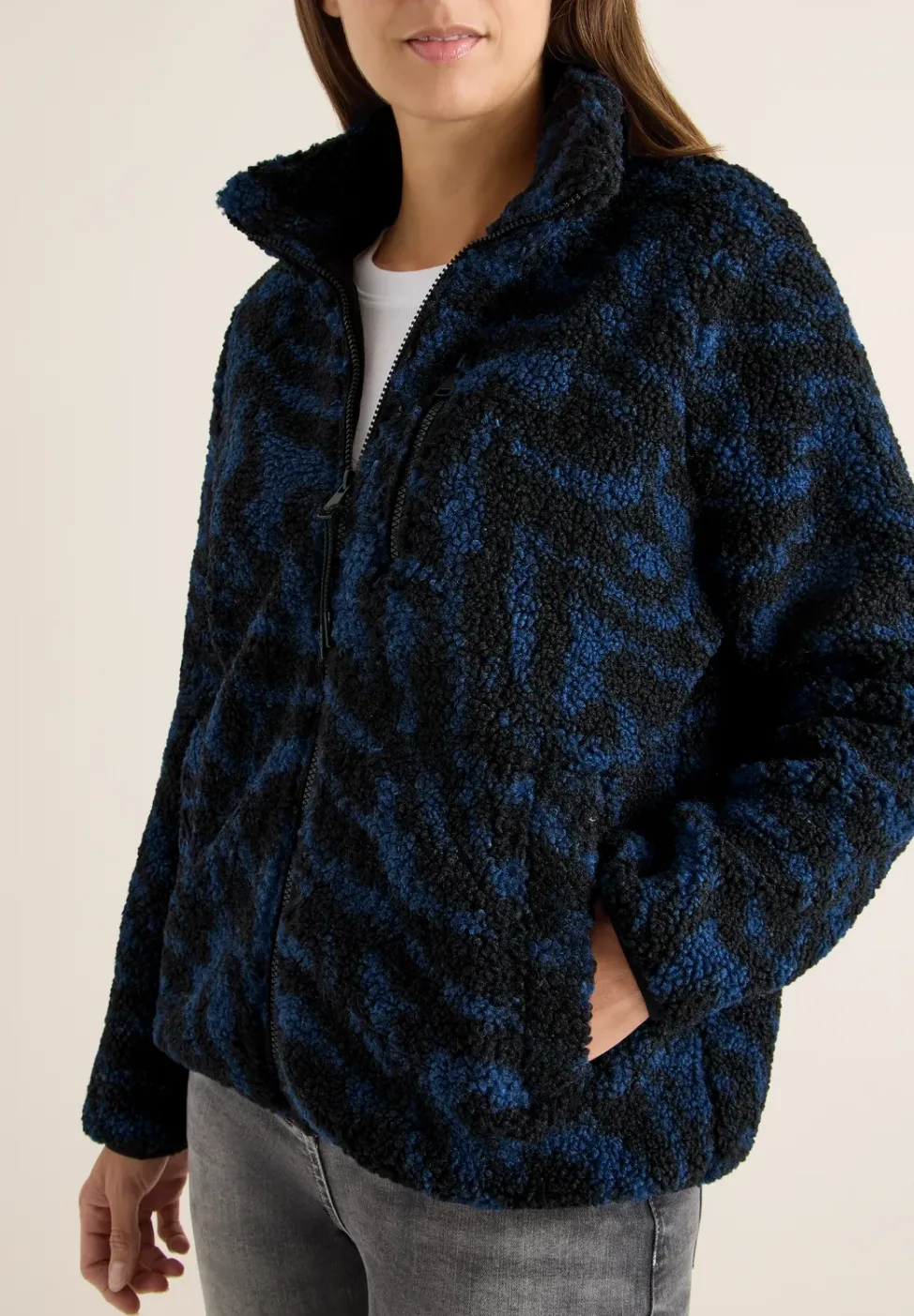 Zebra Jacquard Fleecejacke